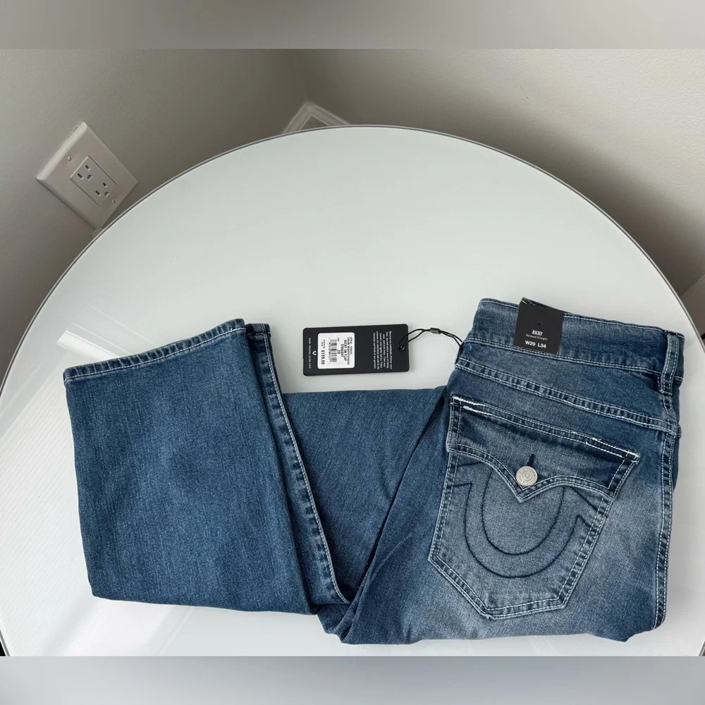 True Religion Medium Wash Contrast Stitch Mid Blue Relaxed Straight Jeans 29x34
